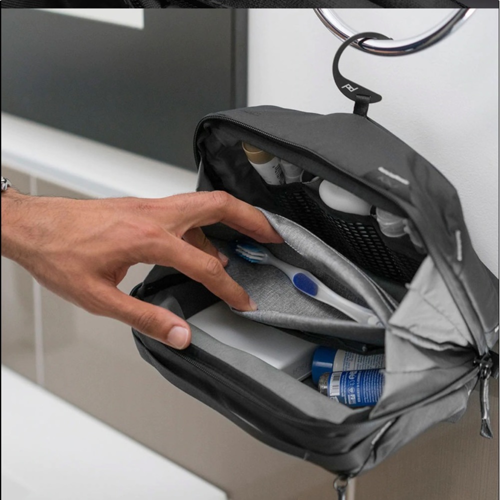 Peak Design High Tech Toiletries Bag